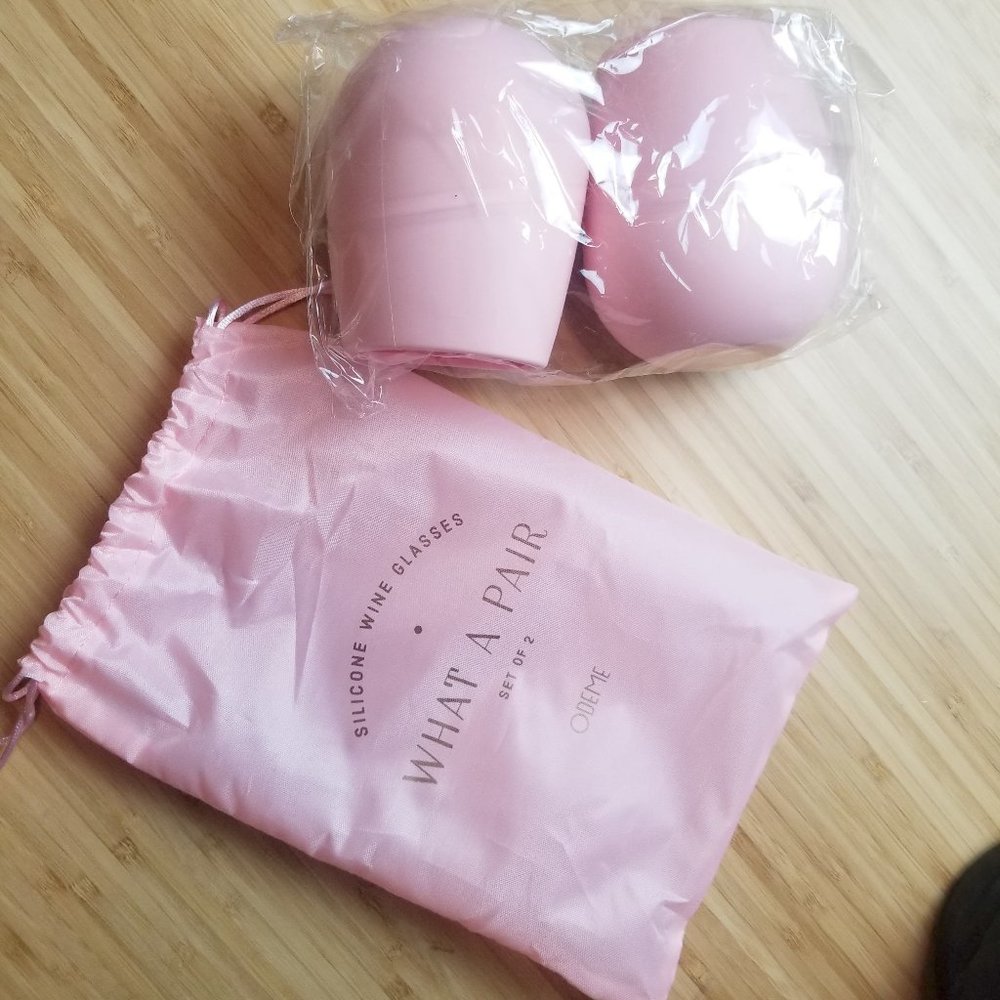 Odeme Silicone Wine Glasses - What A Pair